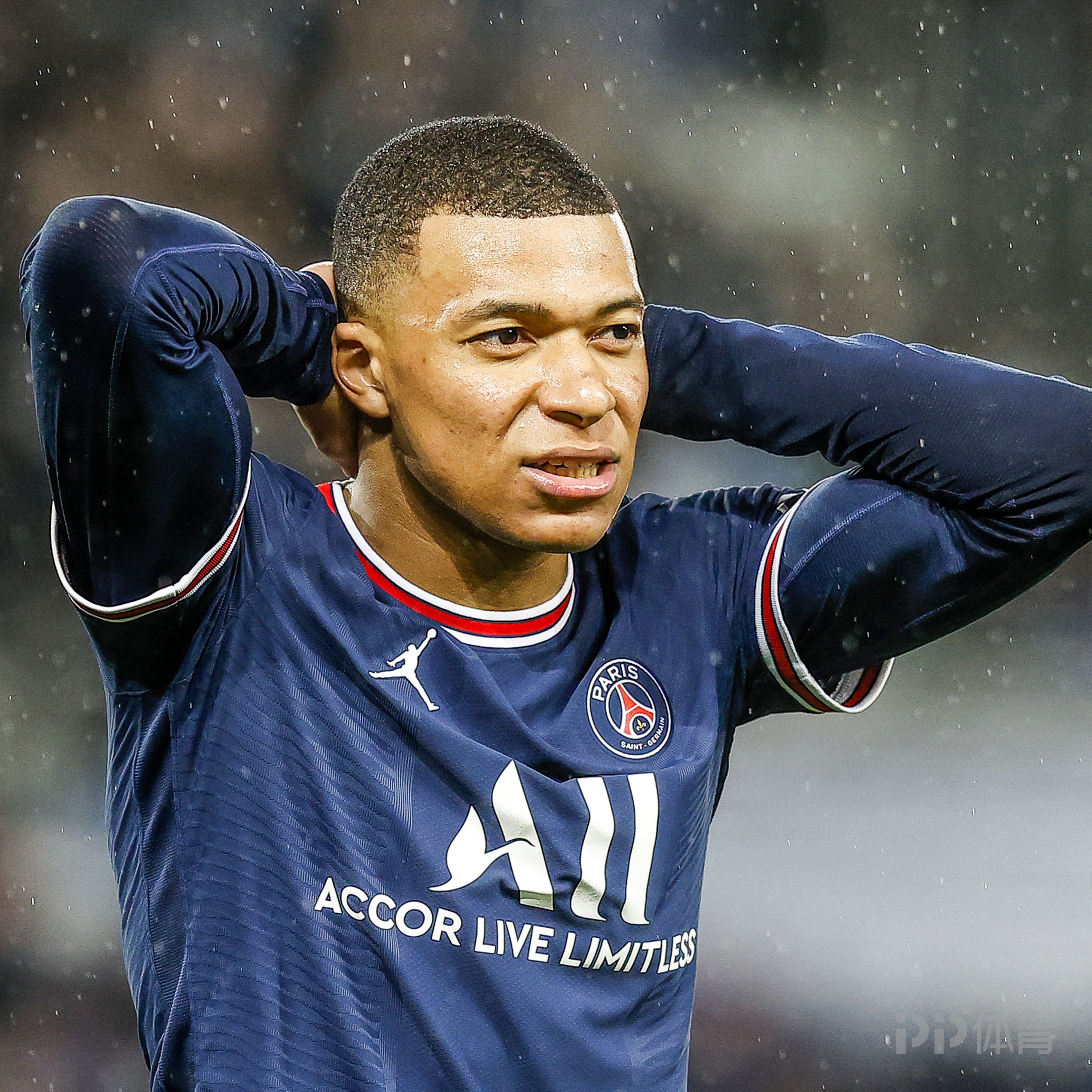 0311手游网-Ming与40激战公牛分钟，败北胜负难料！，姆巴佩焦点对战比赛高潮迭起-0311手游网