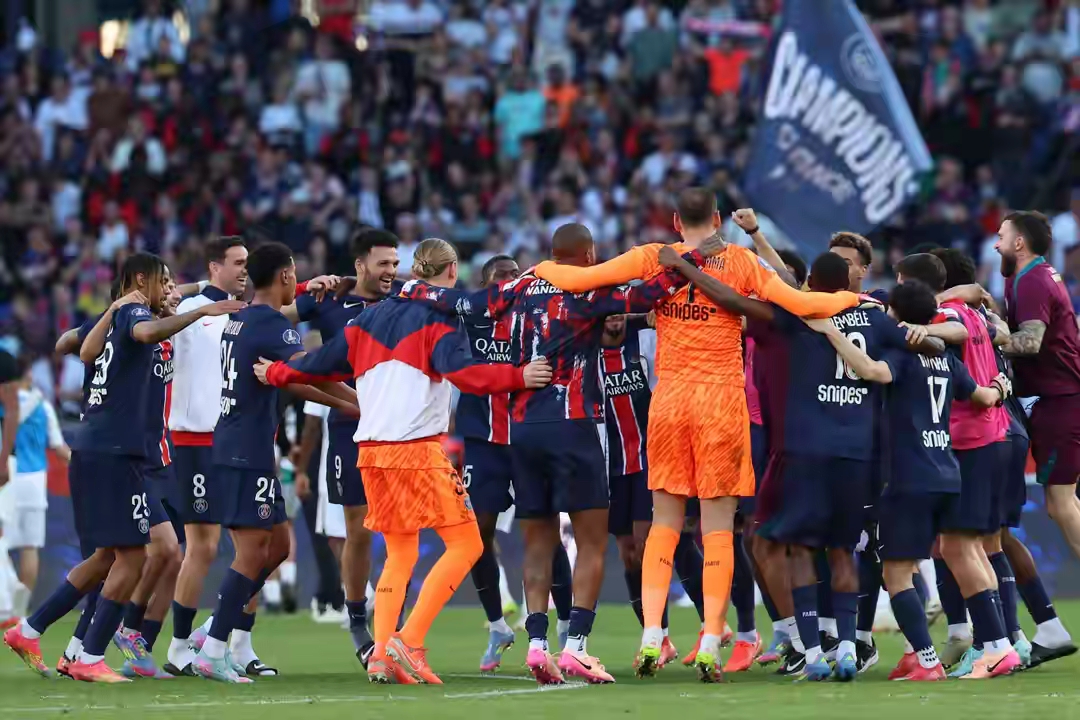 清晨法国杯焦点战，布莱顿手感冰凉，目标明确，球队文化再被提及