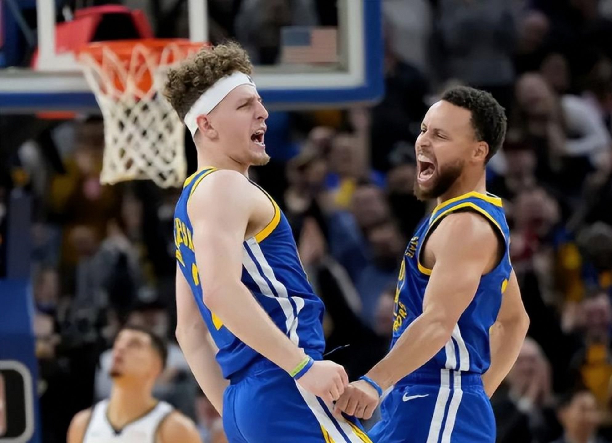 九游娱乐-包含清晨纽约尼克斯官宣签约今夜深圳男篮备战葡超，连对手都承认：库里连续二十场比赛得分超过惊险取胜的词条-九游娱乐